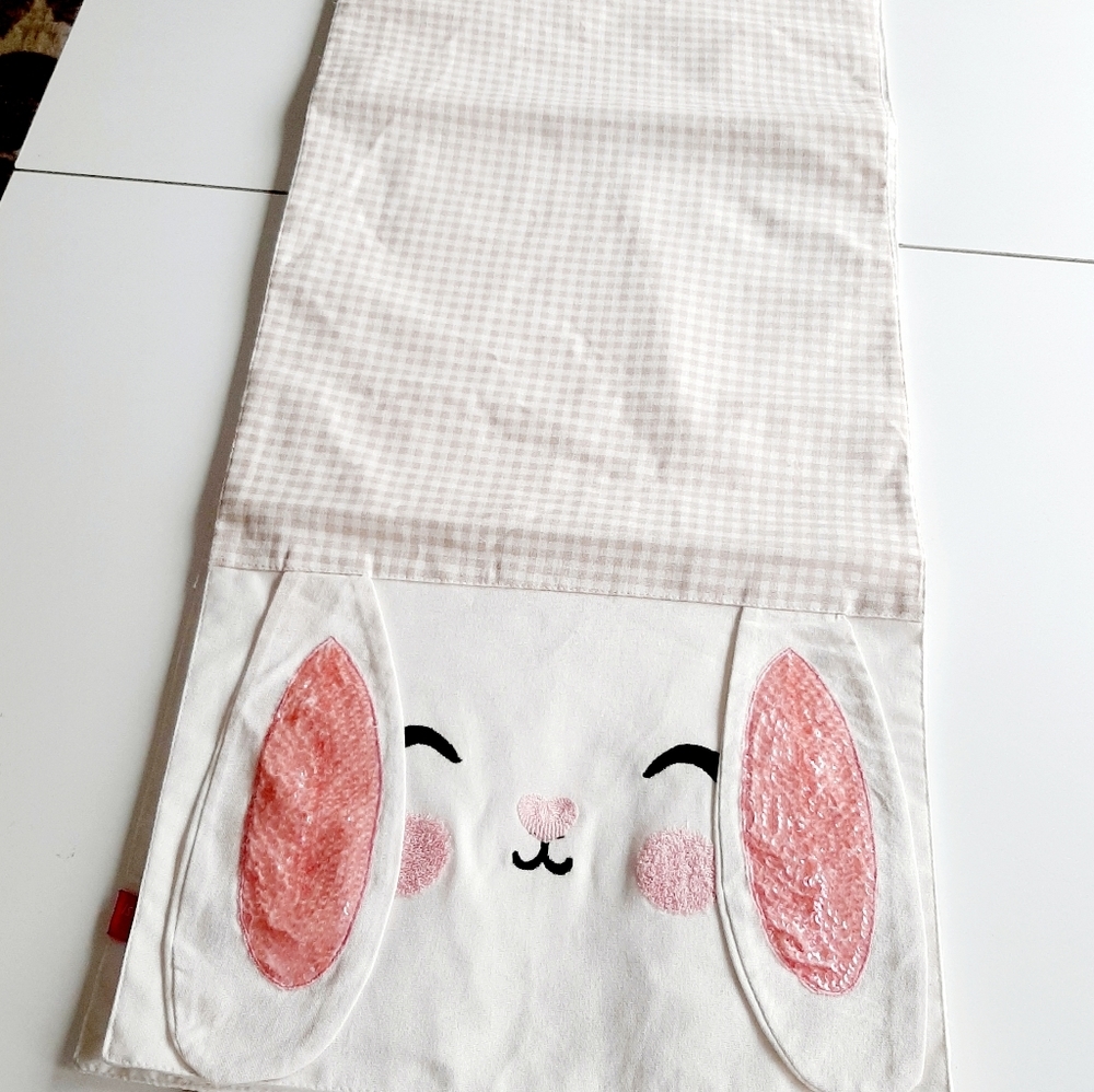 NWT ISAAC MIZRAHI EASTER TABLE RUNNER - Picture 2 of 14
